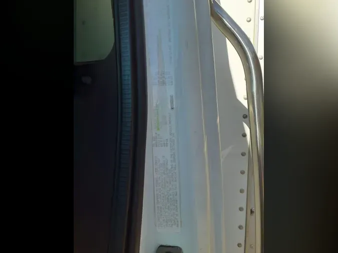 2016 FREIGHTLINER/MERCEDES M2 106
