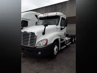 2016 Freightliner CASCADIA 125