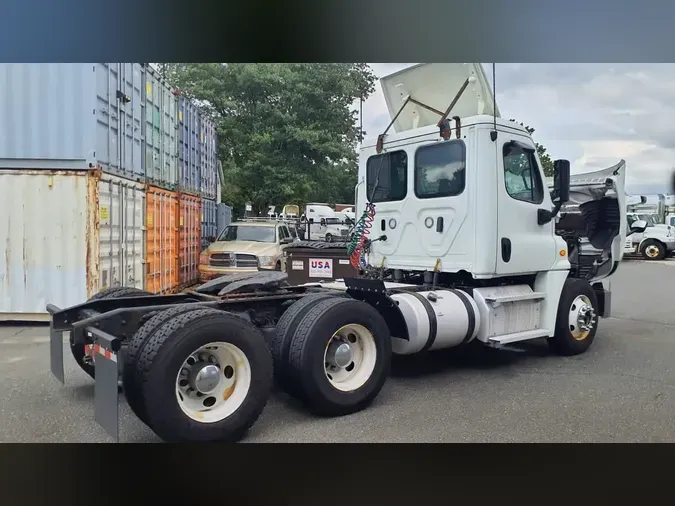 2020 FREIGHTLINER/MERCEDES CASCADIA 125d84e6458eafa1fd2c203fbdd59890076