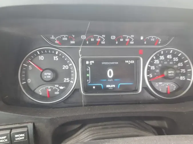 2019 NAVISTAR INTERNATIONAL LT625 DAYCAB T/A