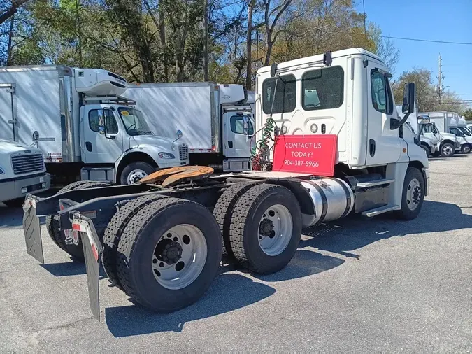 2018 FREIGHTLINER/MERCEDES CASCADIA 125