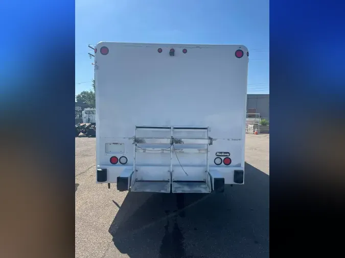 2019 FREIGHTLINER/MERCEDES M2 106d855caf216dd95c299b64e09c8217d68