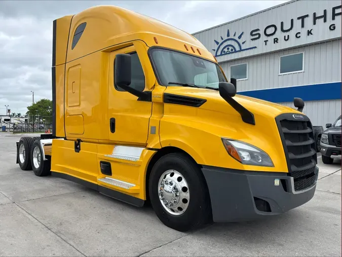 2022 Freightliner Cascadia 126d856567e53a42fc4b9c226d1ddeee8dd