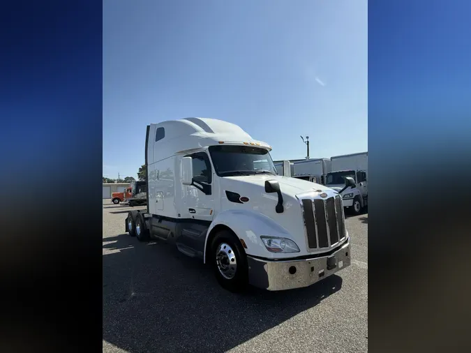 2020 Peterbilt 579