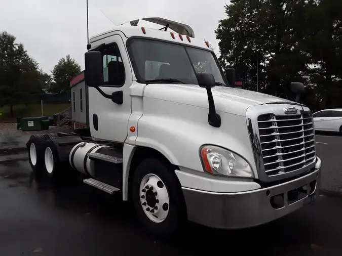 2018 FREIGHTLINER CASCADIA 125