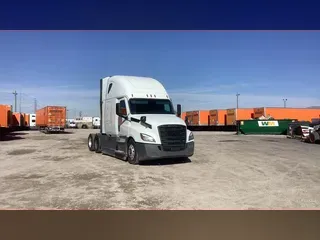 2022 Freightliner Cascadia 126