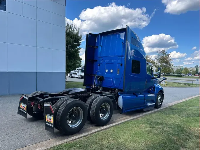 2020 International LT625