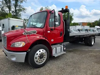 2018 FREIGHTLINER M2 106