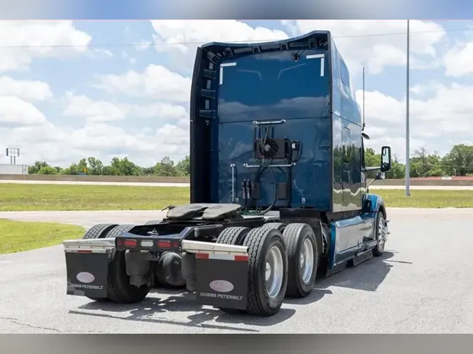 2022 PETERBILT 579