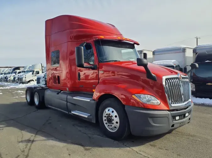 2020 NAVISTAR INTERNATIONAL LT625 SLPR CAB