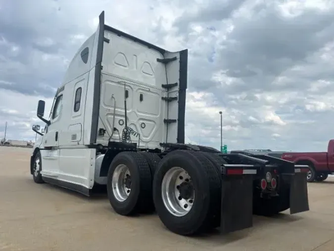 2020 Freightliner New Cascadia 126