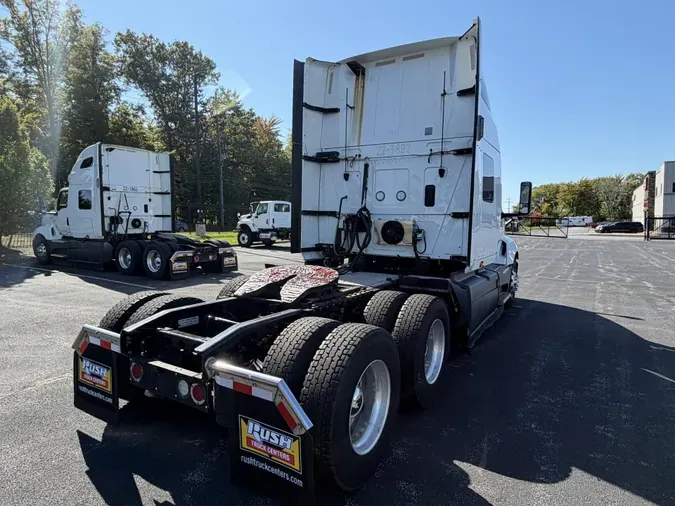 2022 International LT625