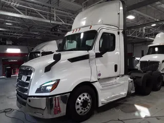 2020 FREIGHTLINER/MERCEDES NEW CASCADIA PX12664