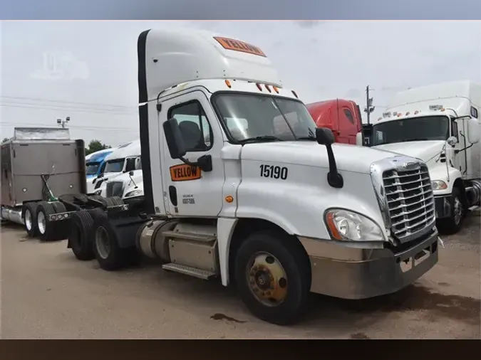 2015 FREIGHTLINER CASCADIA 125d86a9a2c7968b74da7e8f8e4b3523061