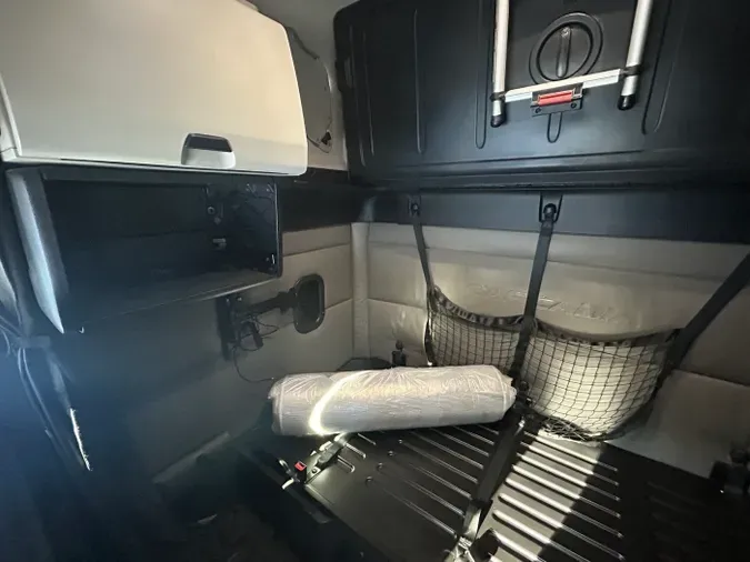 2022 Freightliner Cascadia