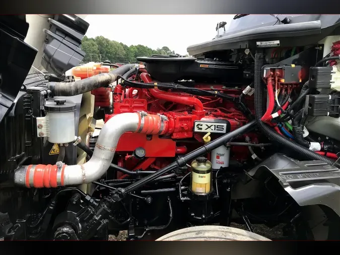 2022 INT LT625 6x4