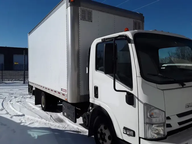 2017 ISUZU NPR