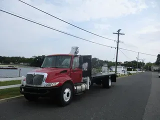 2015 INTERNATIONAL 4300