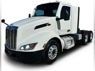 2023 Peterbilt 579