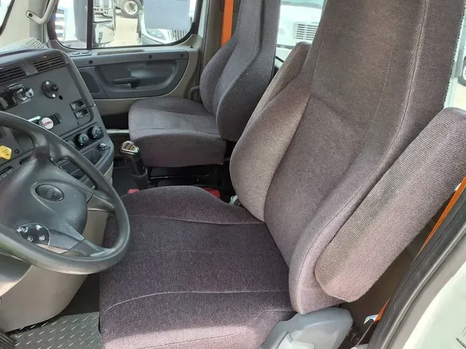 2019 FREIGHTLINER CASCADIA 125