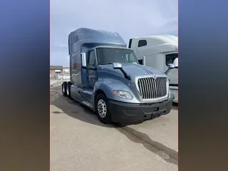 2022 INTERNATIONAL LT