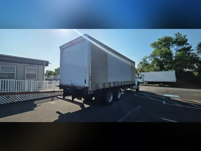 2021 FREIGHTLINER/MERCEDES M2 106