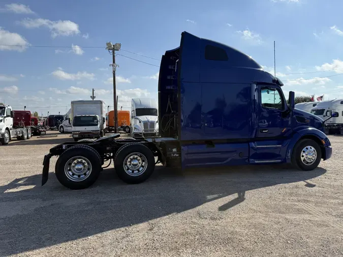 2022 Peterbilt 579d88da0bdf7351aed98e5fa262dc1bcb5