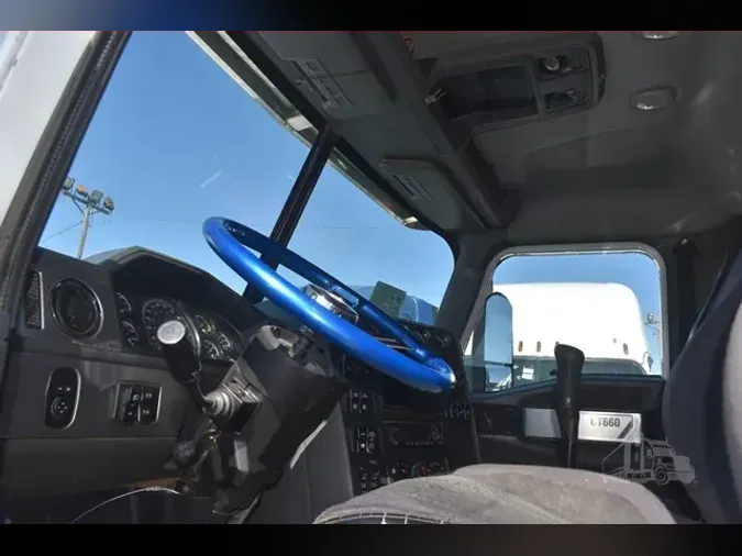 2013 CATERPILLAR CT660L