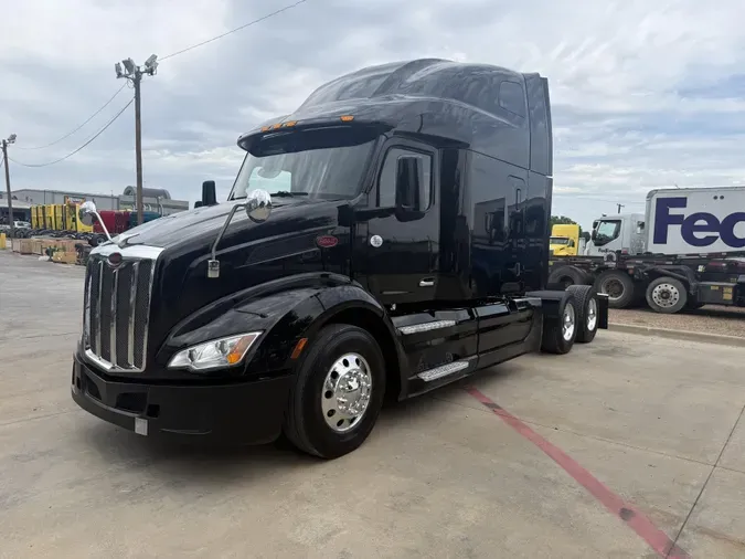 2022 Peterbilt 579d8934c9c37177c6c846b77c64891bc94