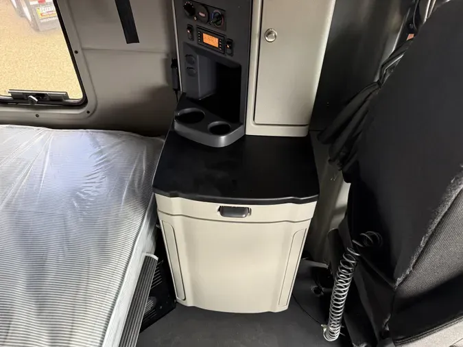 2021 Peterbilt 579d893e6e30db2b12110f2de5160cdcd50