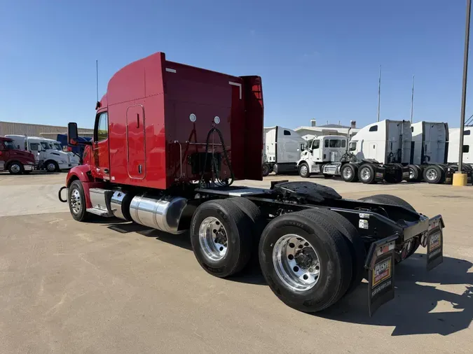 2022 Peterbilt 579