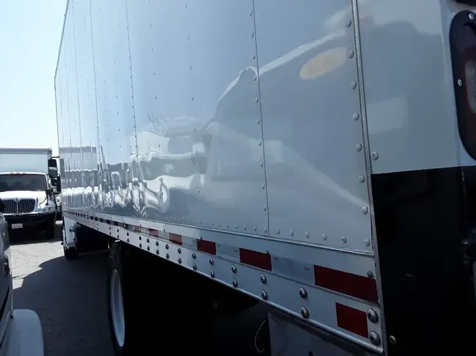 2019 FREIGHTLINER/MERCEDES M2 106