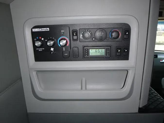 2021 Kenworth T680d898456d6418050944eee6bffab074d9