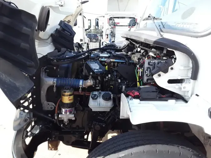 2019 FREIGHTLINER M2 106