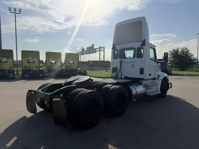 2023 Peterbilt 579