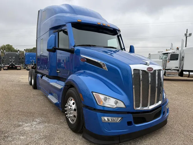 2023 Peterbilt 579d89e96e9e09a58f68fb9f1050fff1d3f