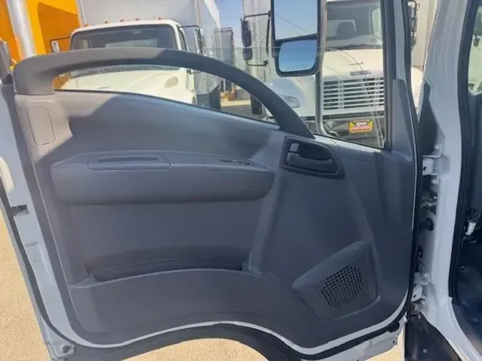 2021 Isuzu NRR