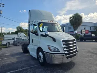 2020 FREIGHTLINER/MERCEDES NEW CASCADIA 116