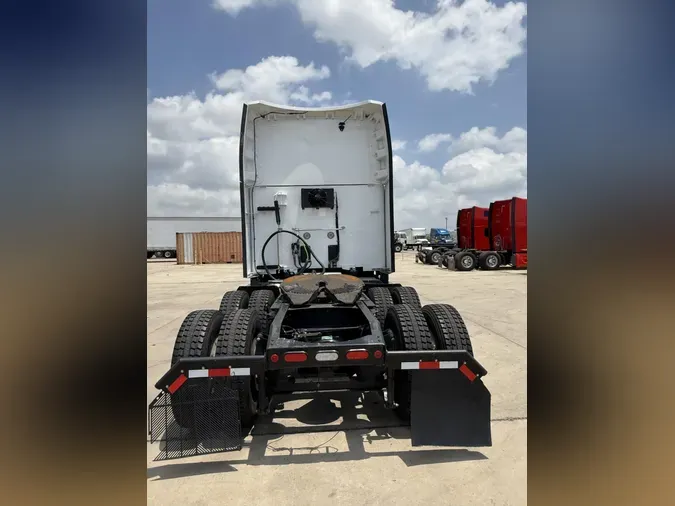2022 Peterbilt 579