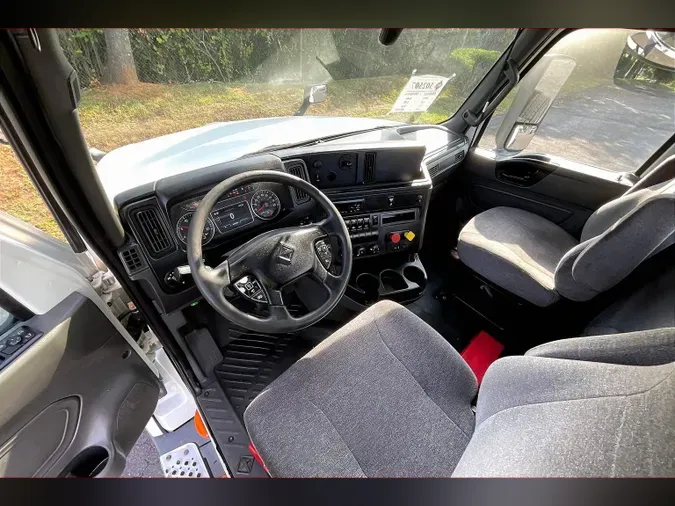 2021 INT LT625 6x4