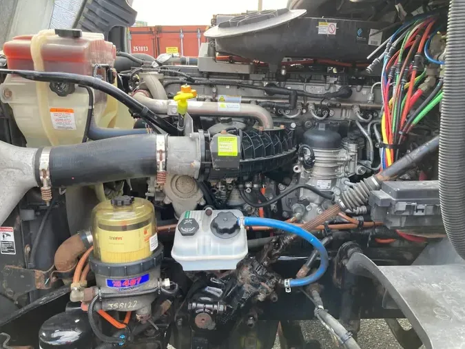 2018 FREIGHTLINER/MERCEDES CASCADIA 125