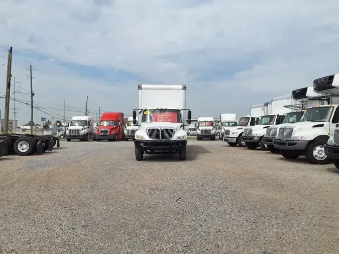 2016 NAVISTAR INTERNATIONAL 4300