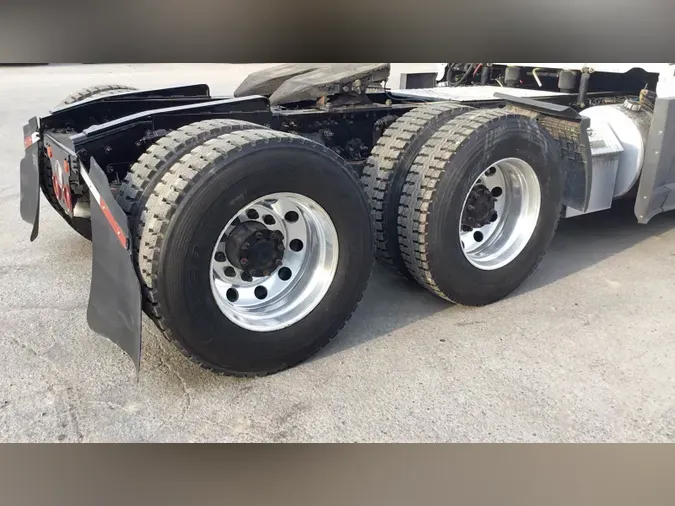2020 Freightliner Cascadia