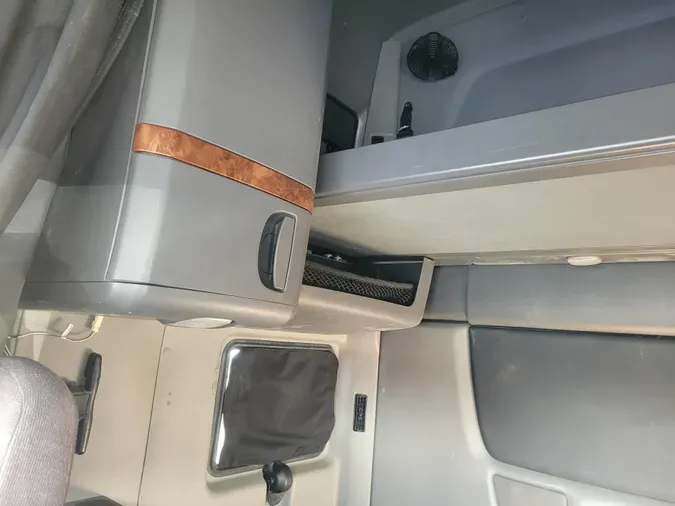 2022 International LT625