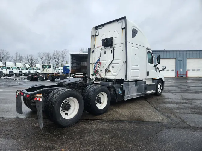 2019 FREIGHTLINER/MERCEDES CASCADIA PX12642ST