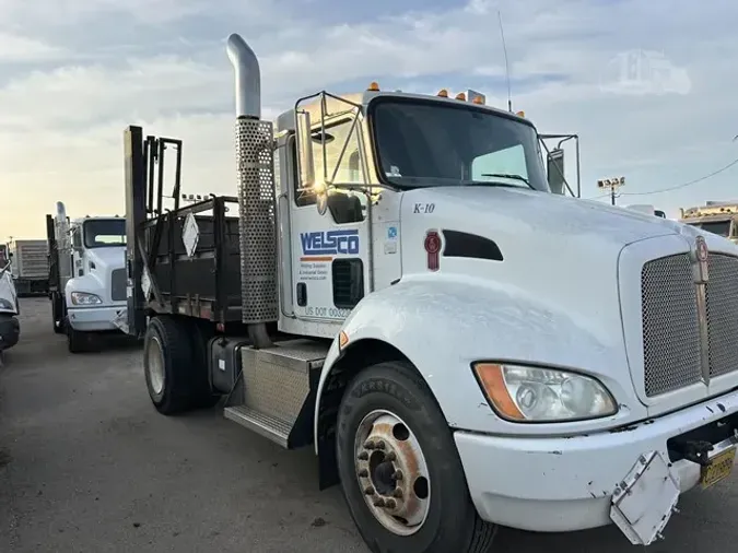 2010 KENWORTH T270