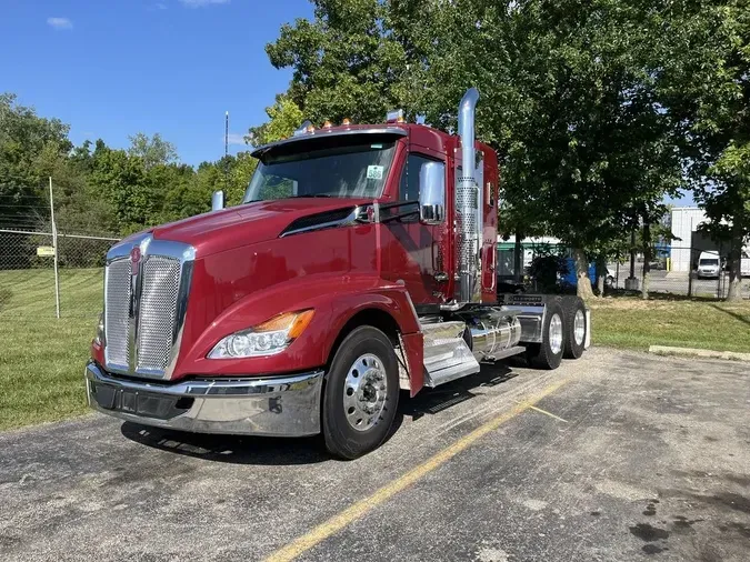 2025 Kenworth T680