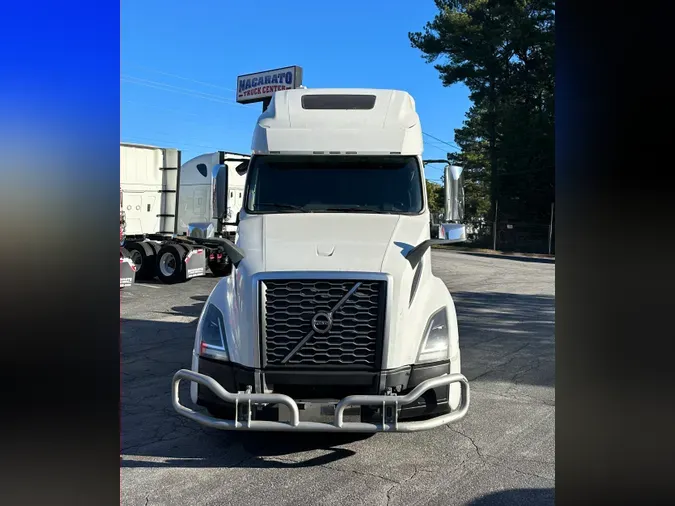 2020 VOLVO VNL64T760