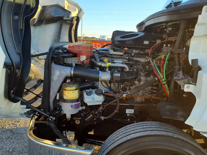 2019 FREIGHTLINER/MERCEDES NEW CASCADIA 126