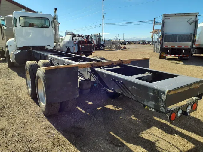 2019 PETERBILT 348